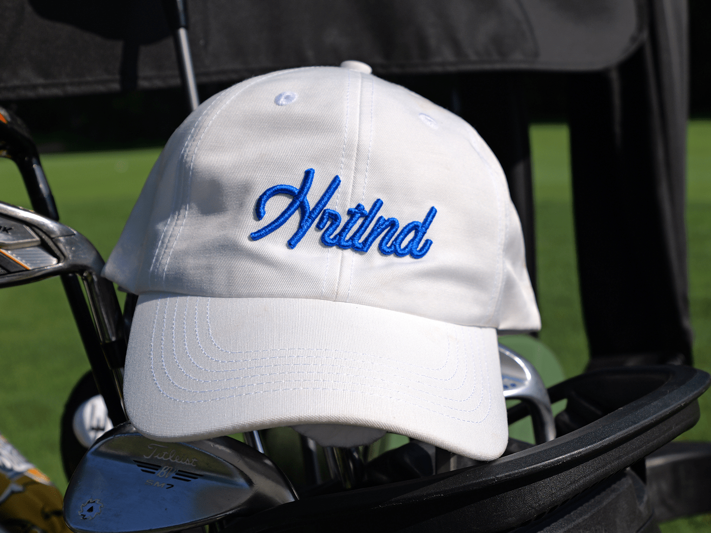 The Sunday - White/Blue - Relaxed Fit Hat - The HRTLND